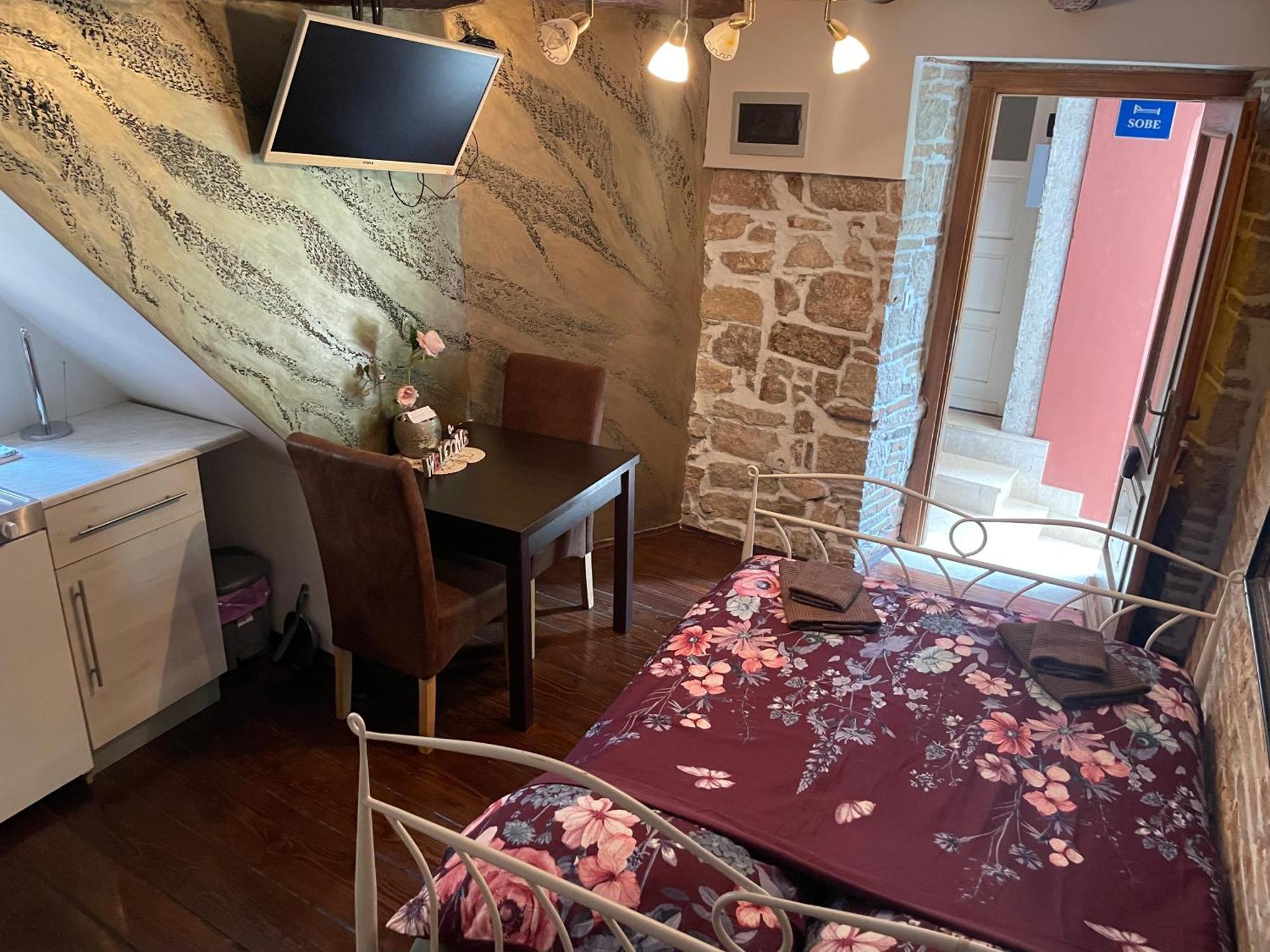 Rooms Da Angelica Old City Ровинь Экстерьер фото